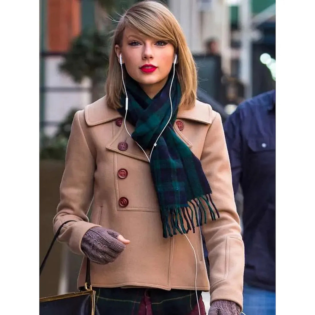 Singer Taylor Swift In New York Street Beige Wool Coat