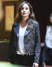 Load image into Gallery viewer, Sarah Wayne The Company You Keep 2023 Black Leather Jacket
