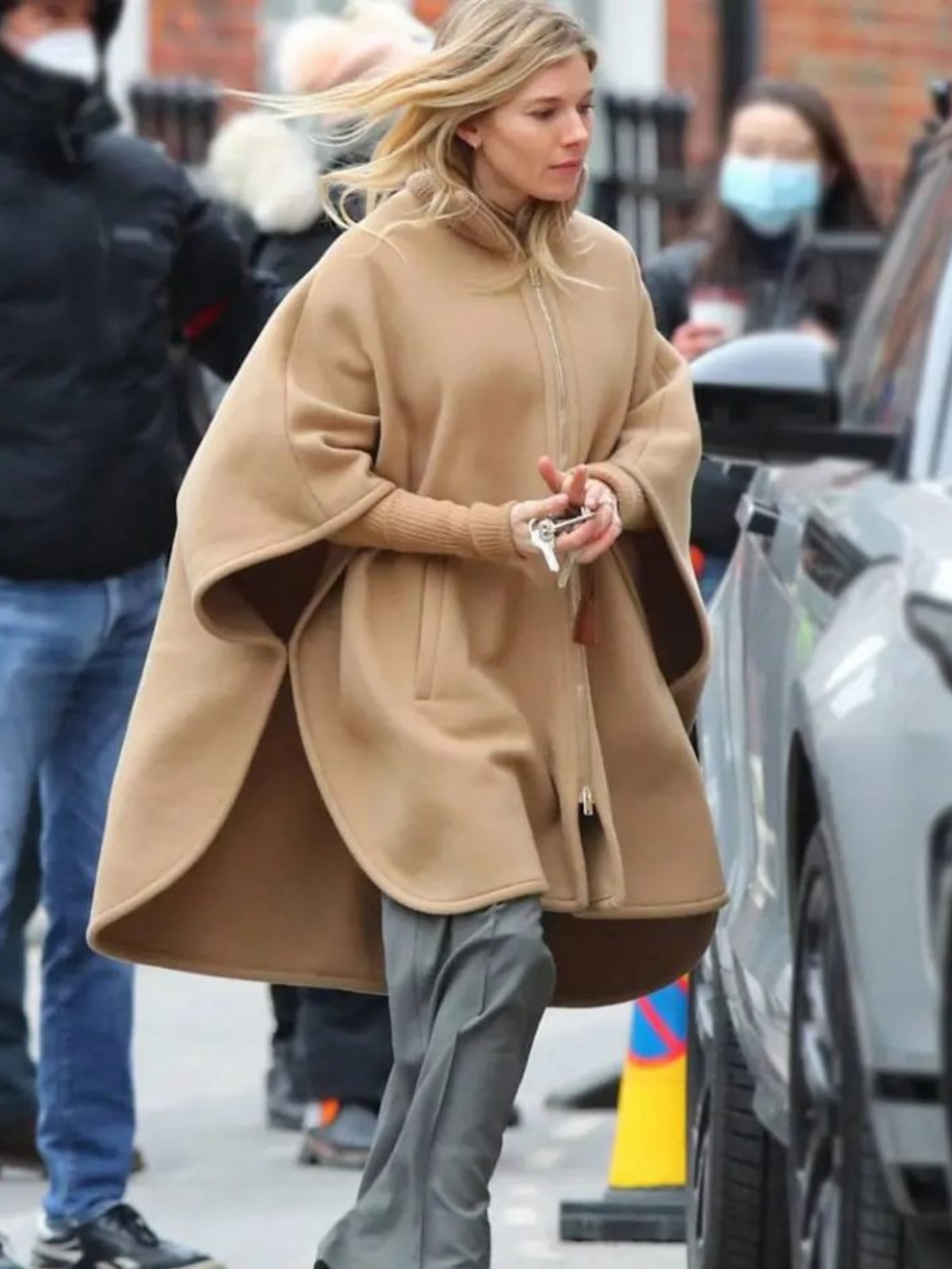 Anatomy Of A Scandal Sienna Miller Brown Wool Poncho