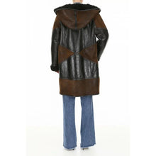 Load image into Gallery viewer, Mens Stylish Two Tone Fur Hooded Coat
