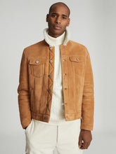 Load image into Gallery viewer, Mens Stylish Camel Shearling Trucker Jacket
