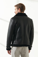 Load image into Gallery viewer, Men&#39;s Casual Black Shearling Leather Jacket
