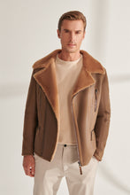 Load image into Gallery viewer, Men&#39;s Soft Tan Shearling Leather Jacket
