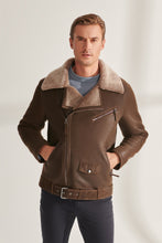 Load image into Gallery viewer, Men&#39;s Dark Brown Vintage Shearling Leather Jacket
