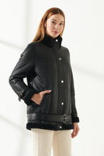Load image into Gallery viewer, Women&#39;s Casual Black Oversized Shearling Leather Jacket
